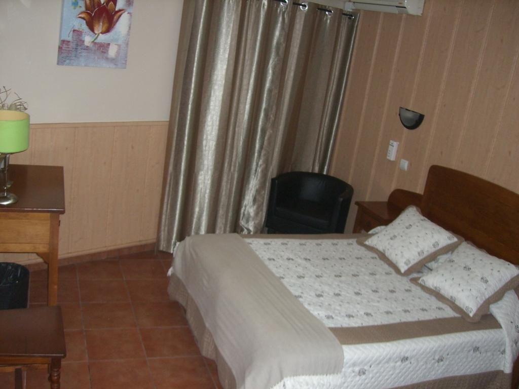 Hotel O Gadanha Estremoz Rom bilde